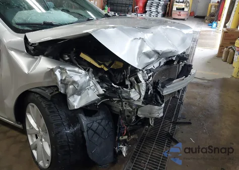 2015 Chevrolet Malibu 2Lt from USA, damaged, VIN 1G11D5SL3FF129393